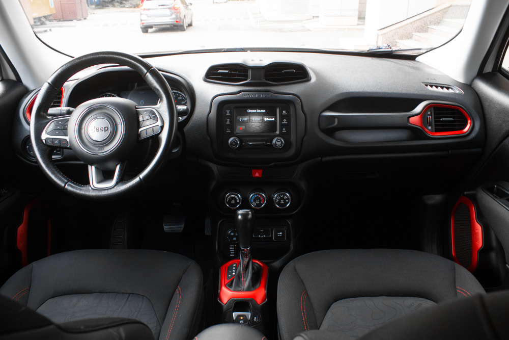 Jeep Renegade Trailhawk — фото 5